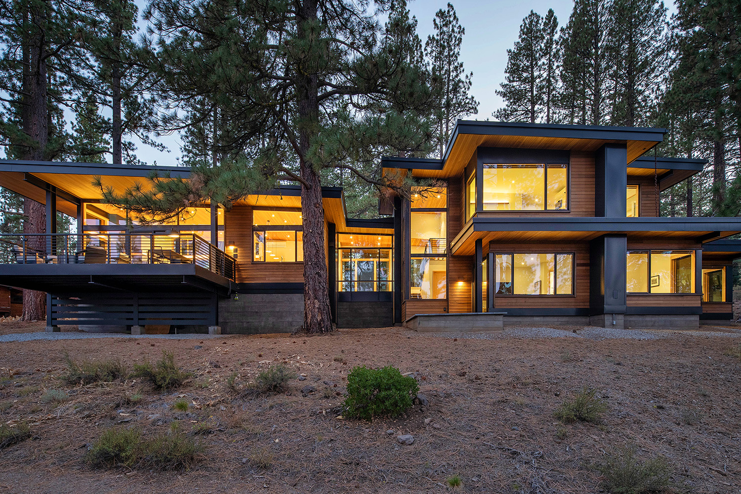 Lahontan-Martis-Valley-Exterior-1